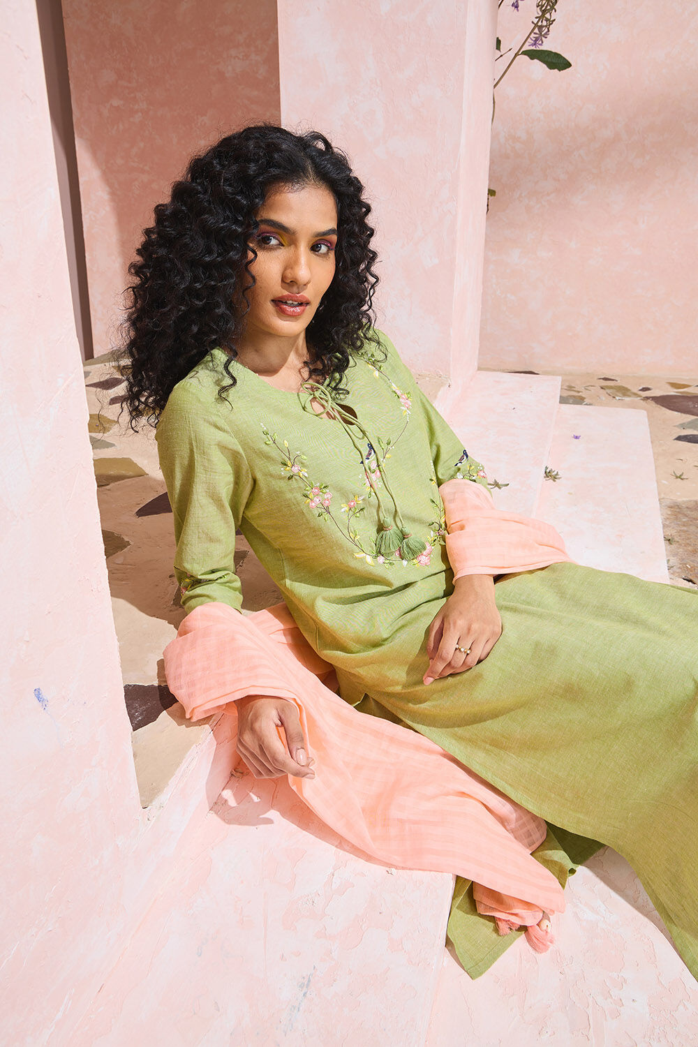 Green Cotton Embroidered Kurta Set image number null
