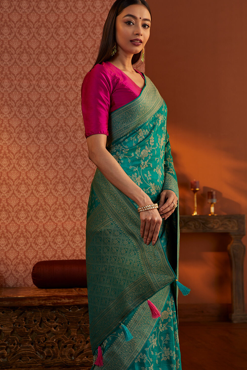 Green Woven Viscose Saree image number null