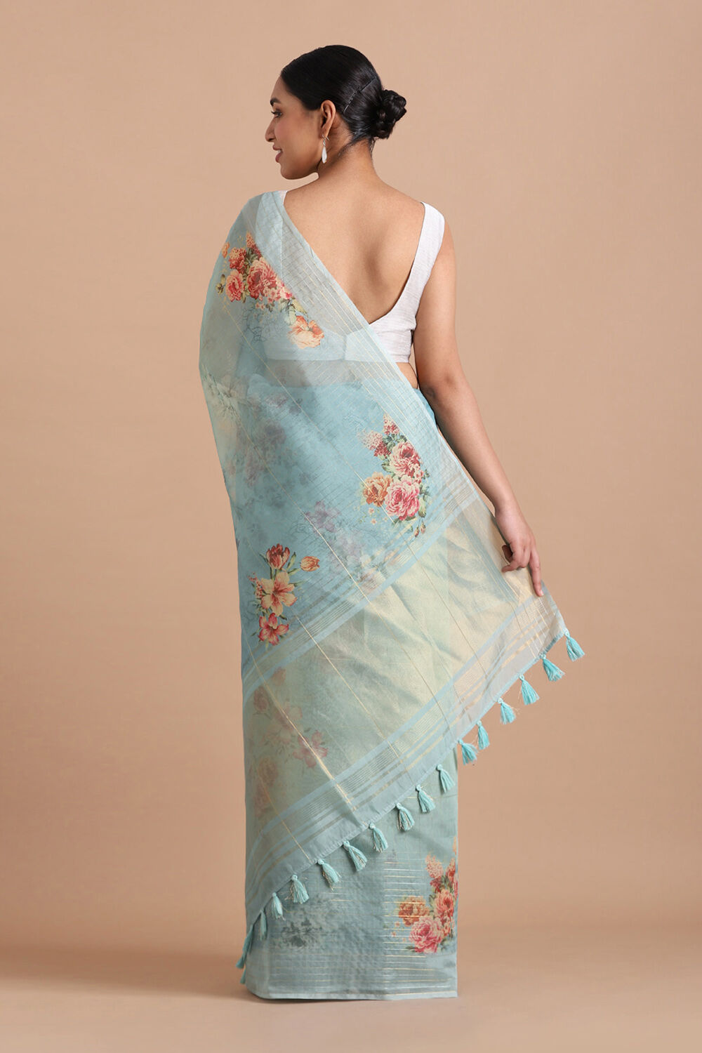 Green Pure Embroidered Saree image number null