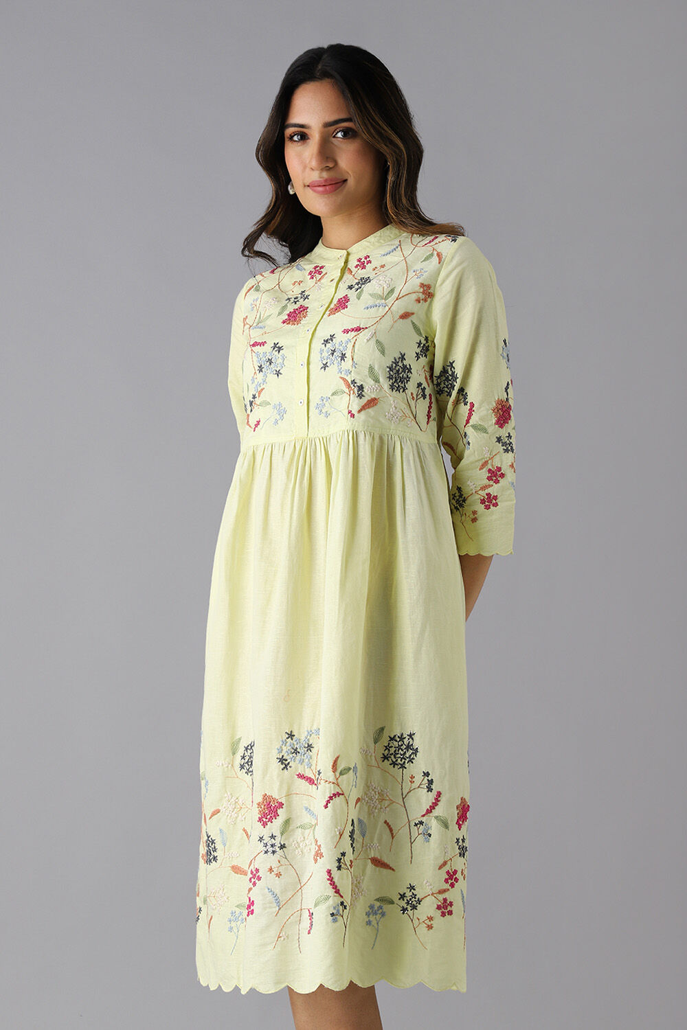 Light Green Linen Embroidered Kurta image number null