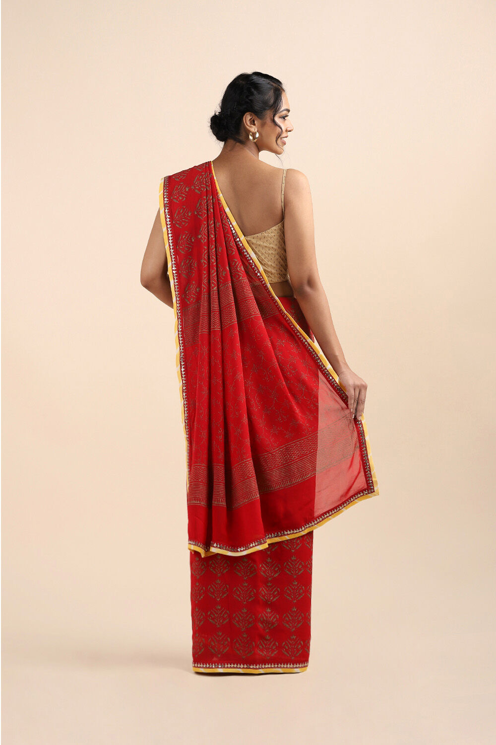 Red Viscose Printed Saree image number null