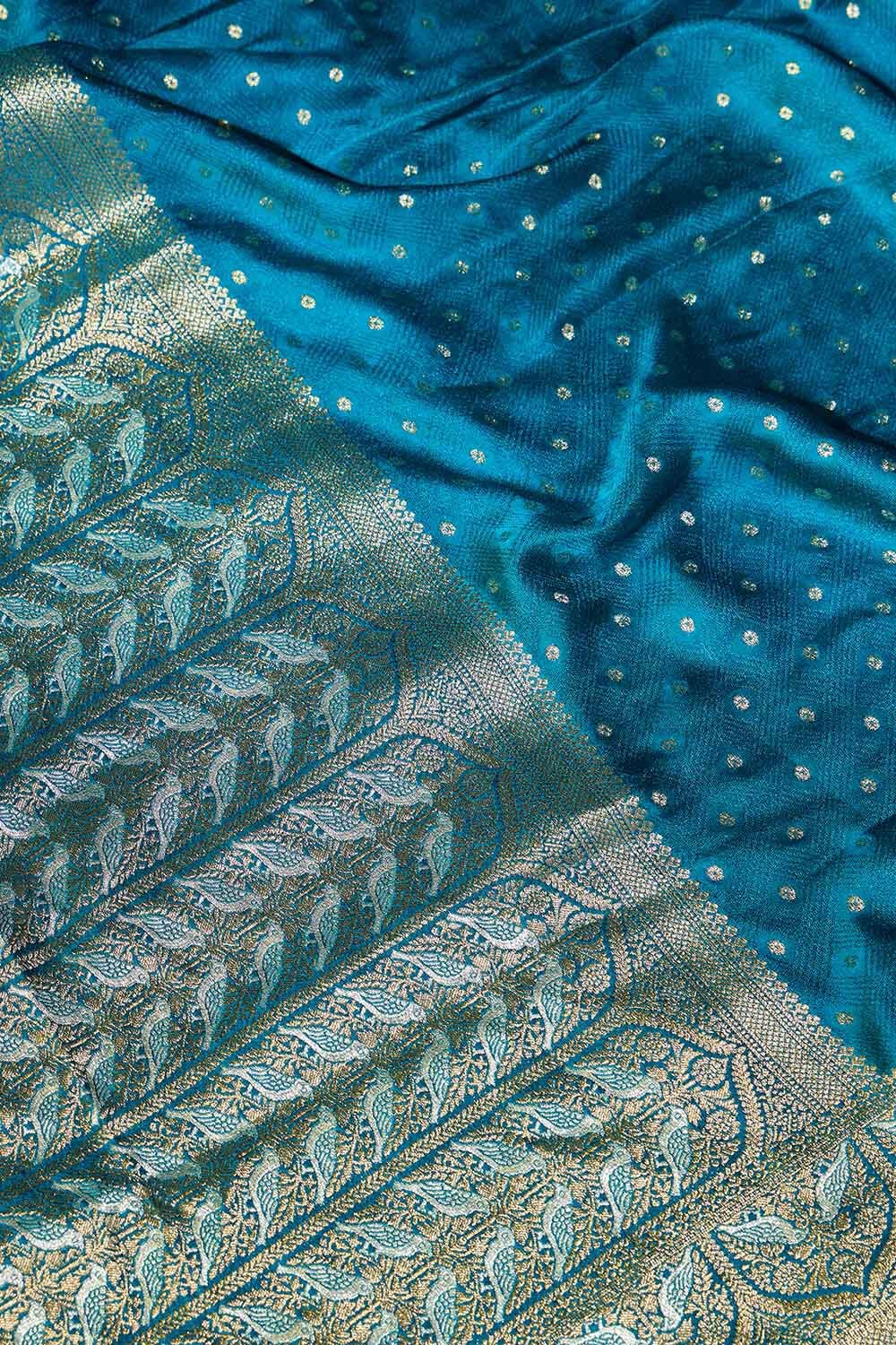 Dark Green Woven Viscose Saree image number null