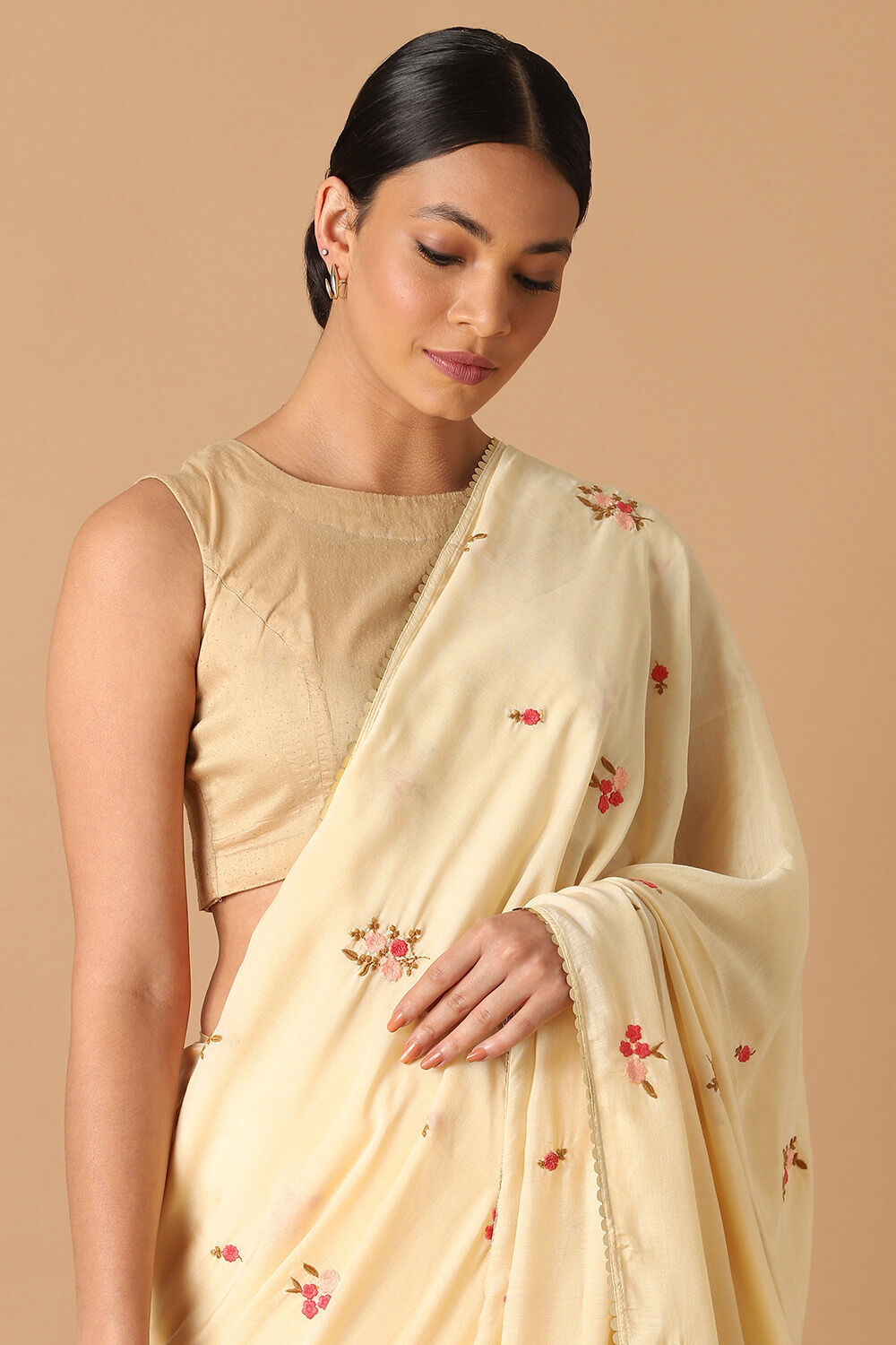 Beige Viscose Embroidered Saree image number null