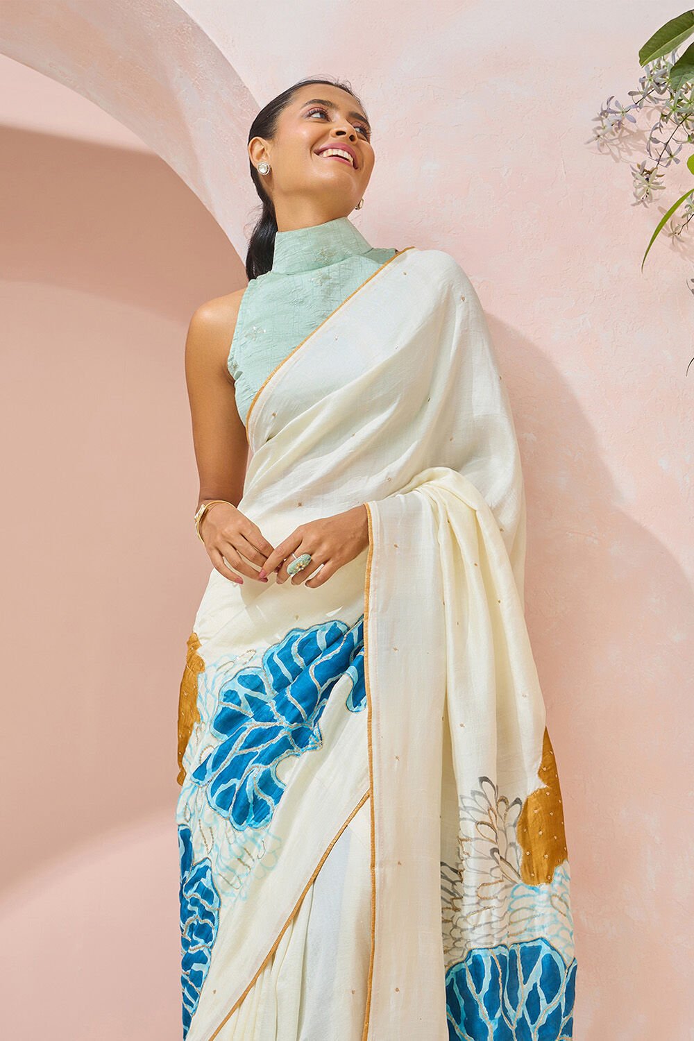 Off White Murshidabad Pure Silk Hand Painted Saree image number null