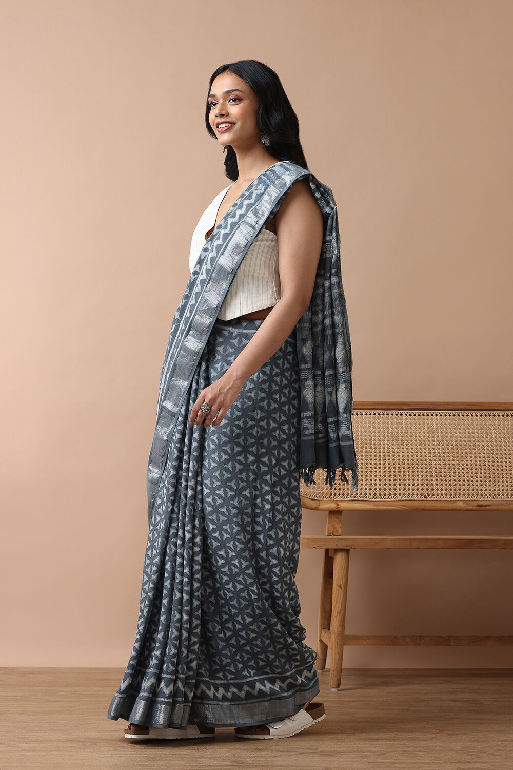 Grey Cotton Viscose Rajasthan Block Printed Saree image number null