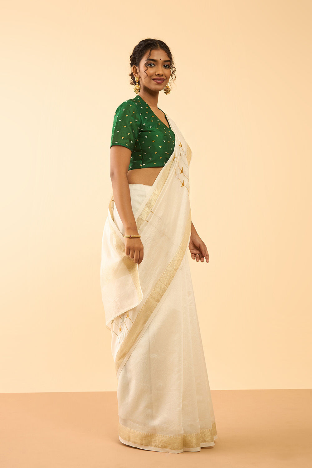Off White Pure Silk Cotton Embroidered Saree image number null
