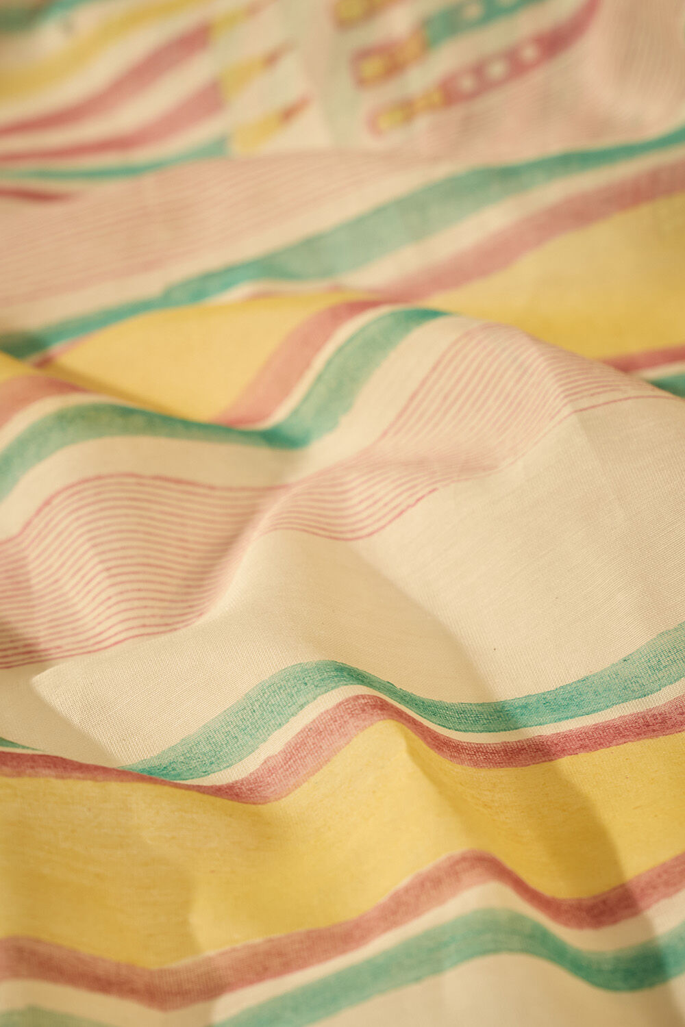 Off White Rajasthan Pure Silk Cotton Printed Sanganeri Saree image number null