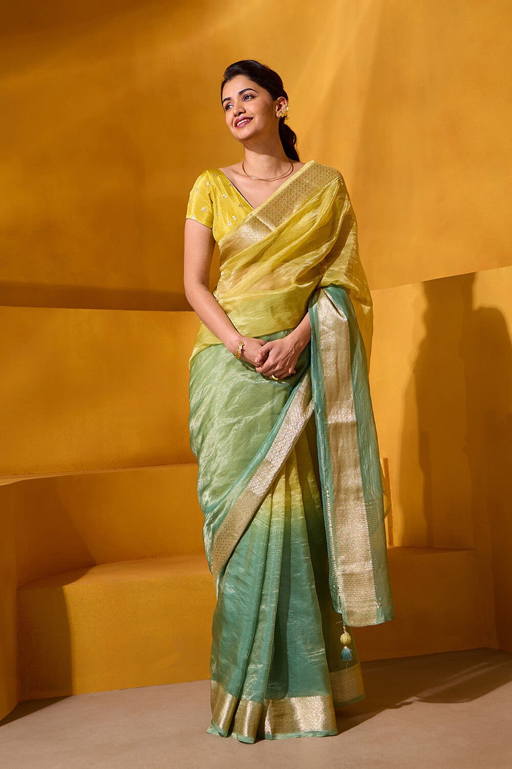 Green Woven Viscose Tissue Saree image number null