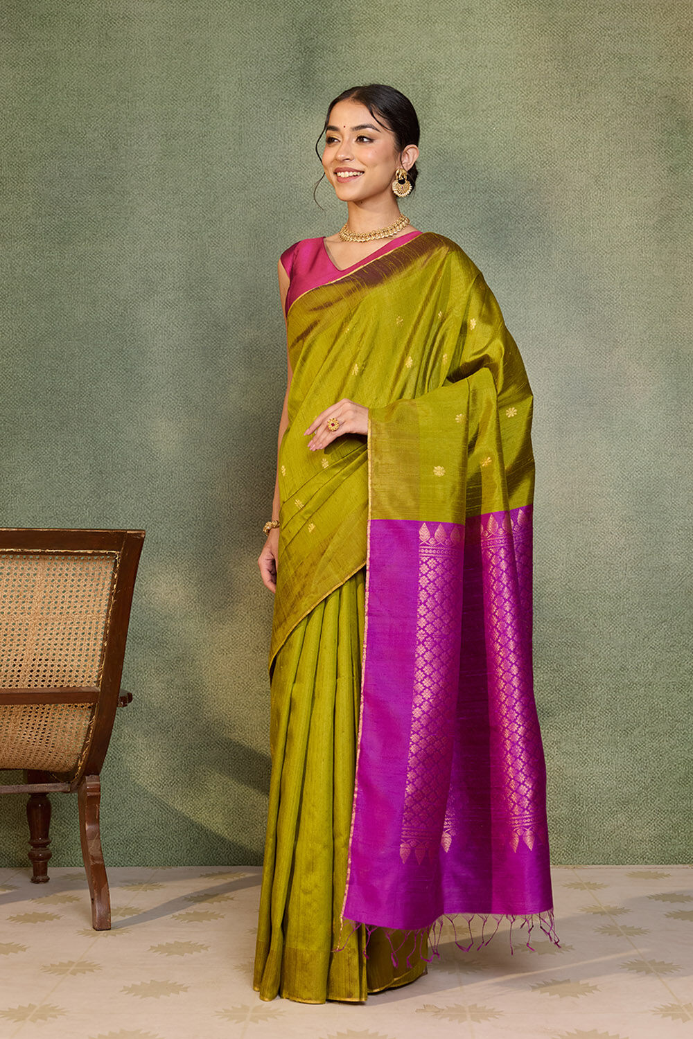 Green Woven Soft Pure Silk Saree image number null