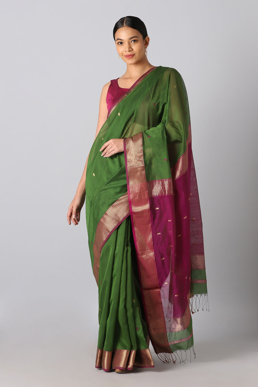 Dark Green Pure Silk Cotton Maheswari Saree image number null