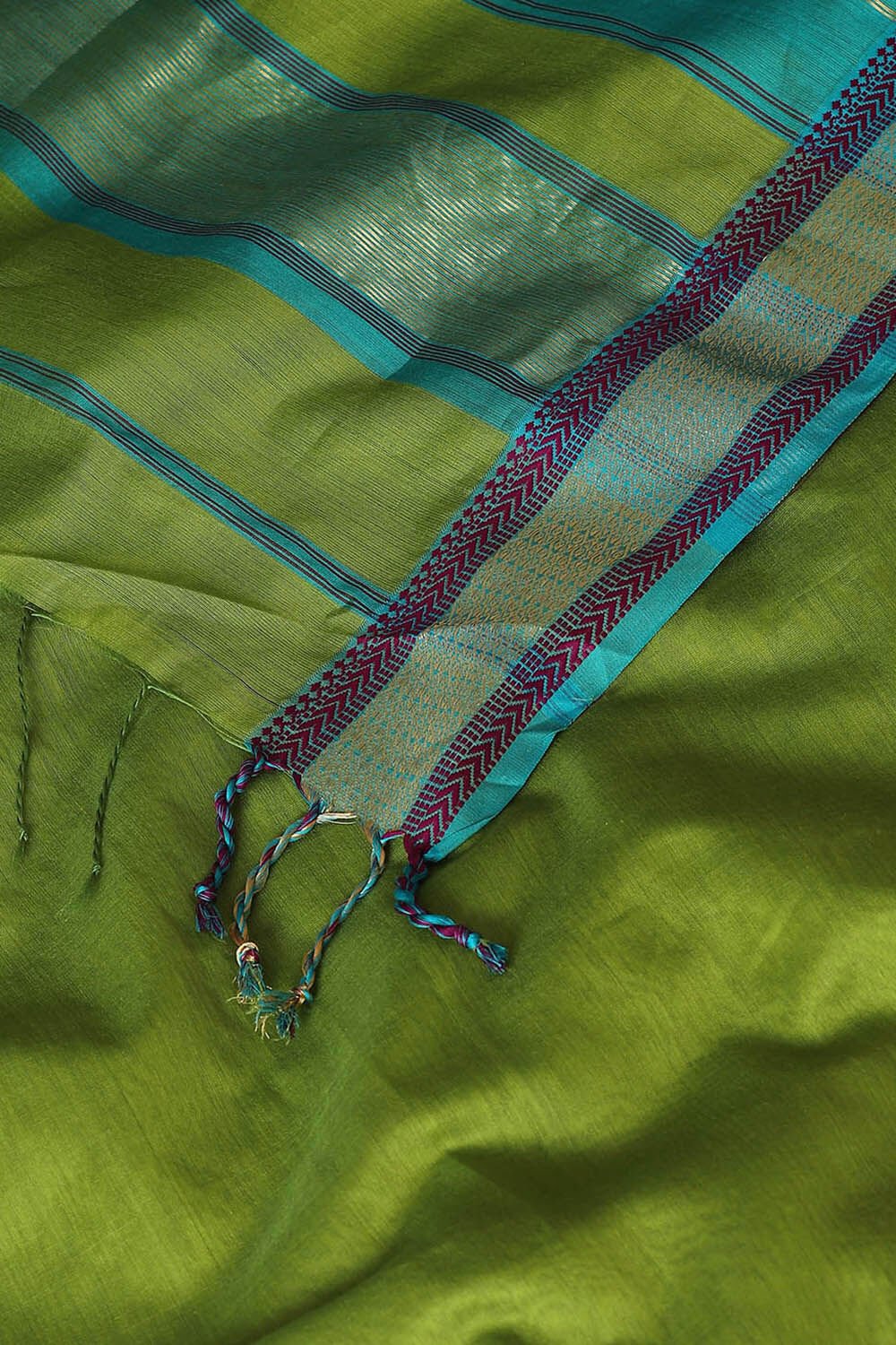 Green Pure Silk Cotton Maheswari Saree image number null
