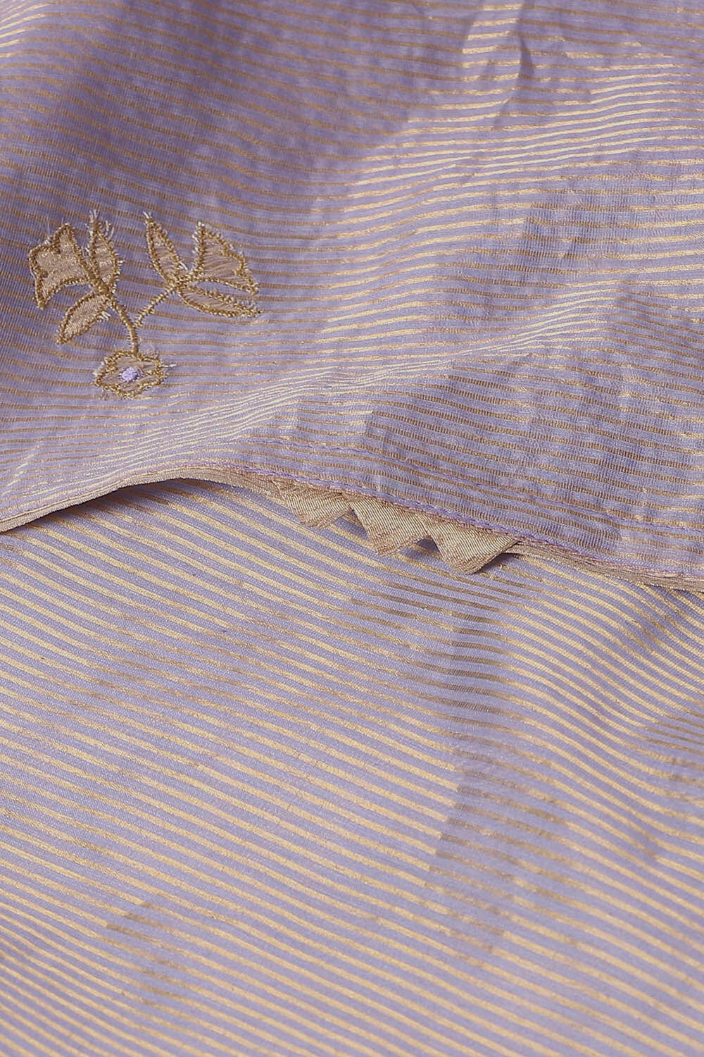 Light Violet Pure Silk Cotton Embroidered Saree image number null