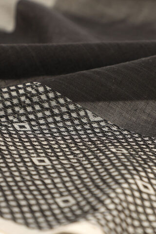 Grey Pure Cotton Woven Bengali Saree thumbnail image number null