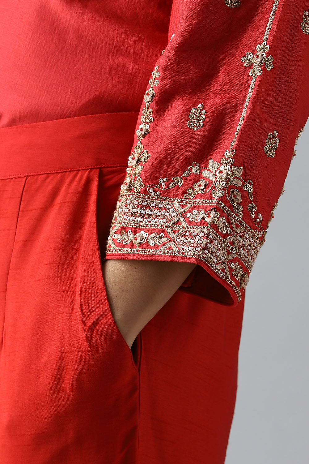 Red Embroidered Silk Cotton Kurta Set image number null