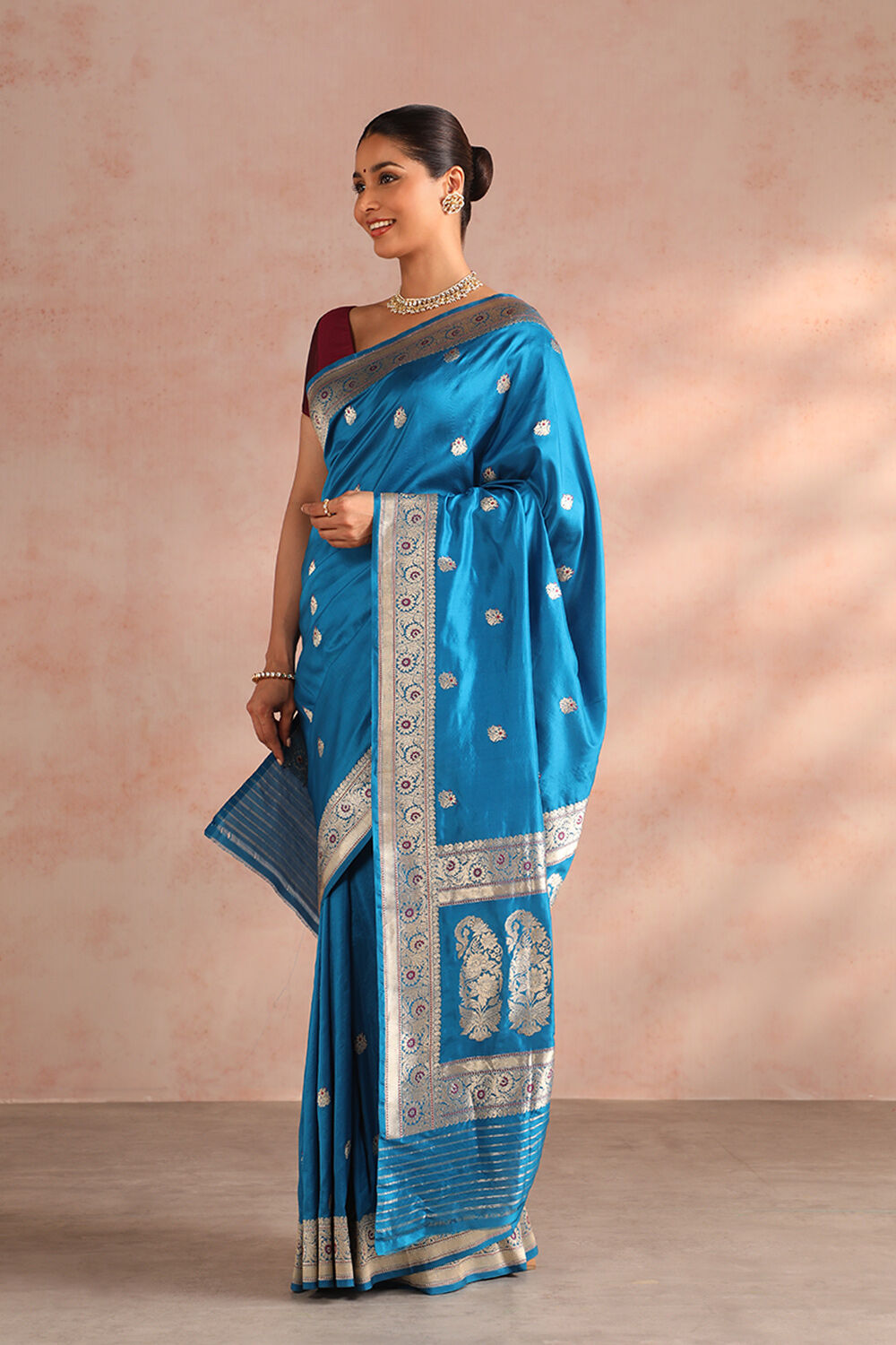 Blue Pure Silk Kadwa Banarasi Saree image number null