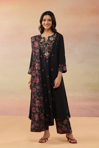 Black Pure Cotton Embroidered Kurta Set thumbnail image number null