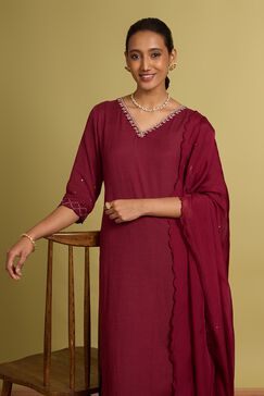 Maroon Viscose Cotton Linen Embroidered Kurta Set
