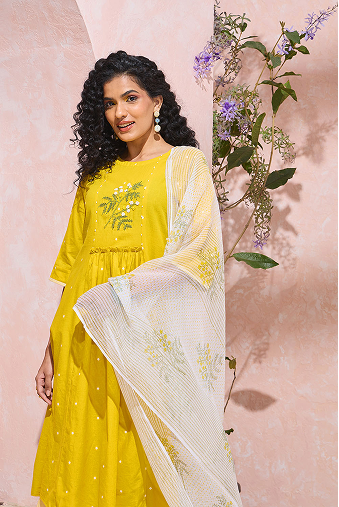 Kurtas