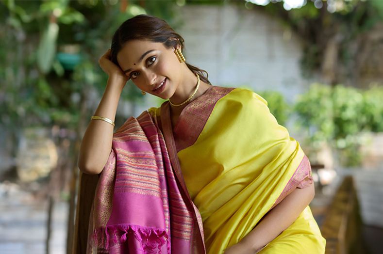 Exploring the Vibrant Colors of Kanjivaram Sarees | Taneira