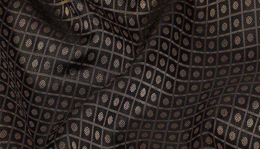 The Beauty of Kanjivaram Motif  By Taneira